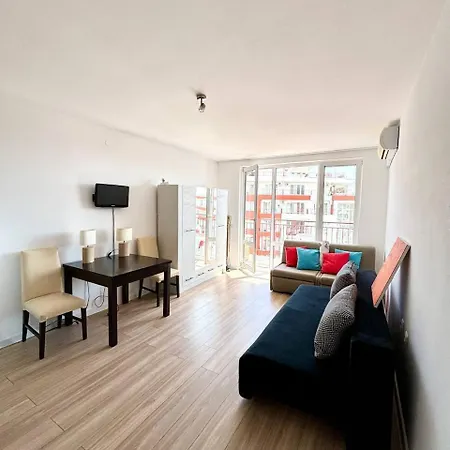 Apartman 17 Pools In Noks Grand *